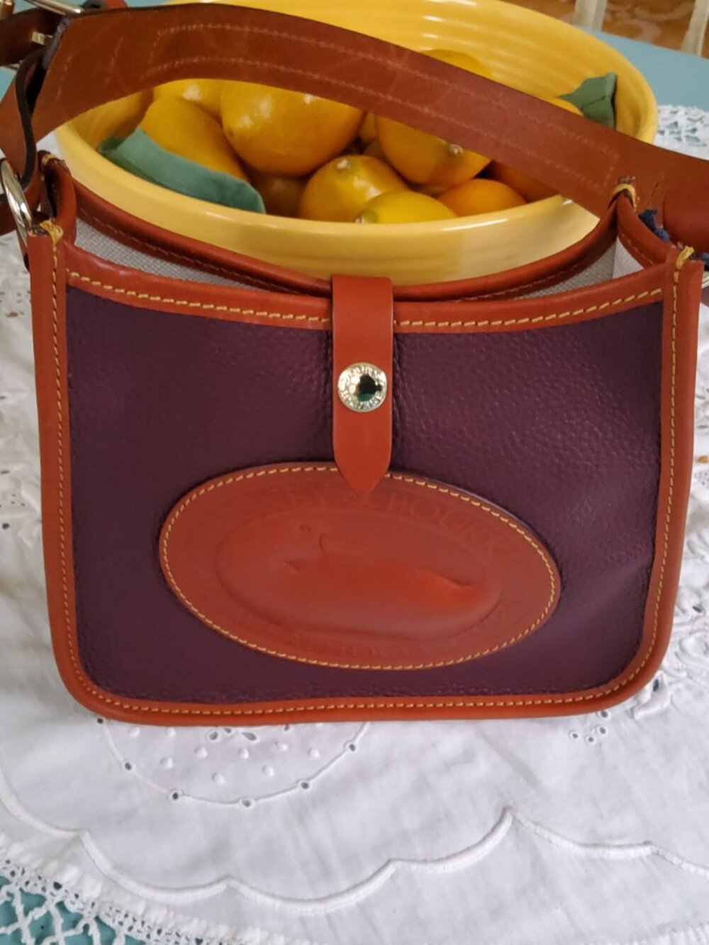 NWT Dooney & Bourke Large Duck Heritage Hobo 23 in Bordeaux